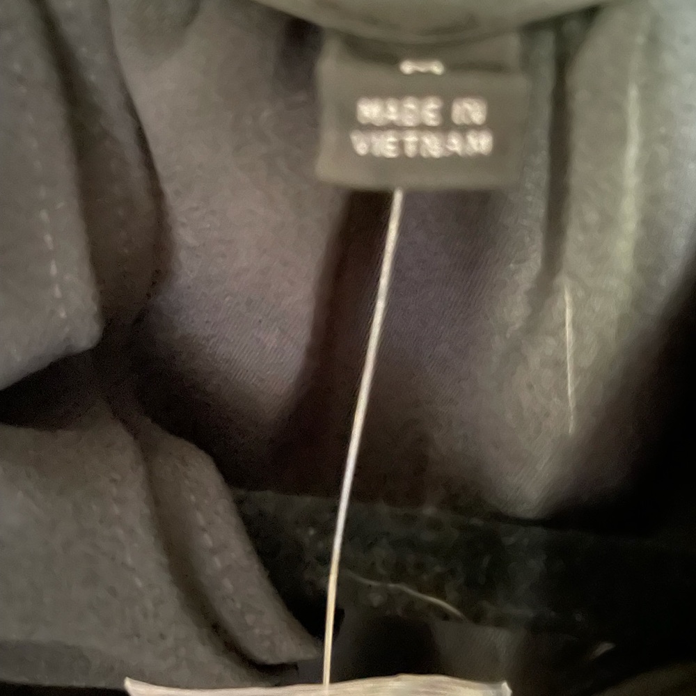 Madewell - Picture 2 of 3